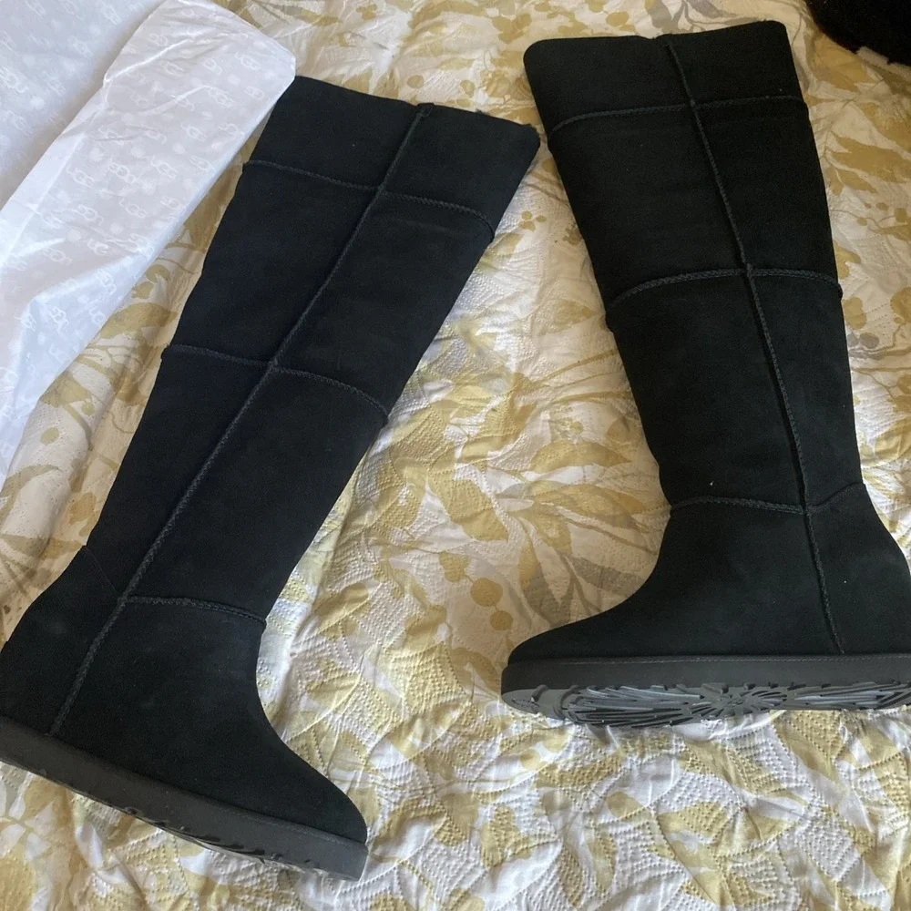 UGG Classic Femme Over-the-Knee Size 8 Women's Boot - Black New In Original Box